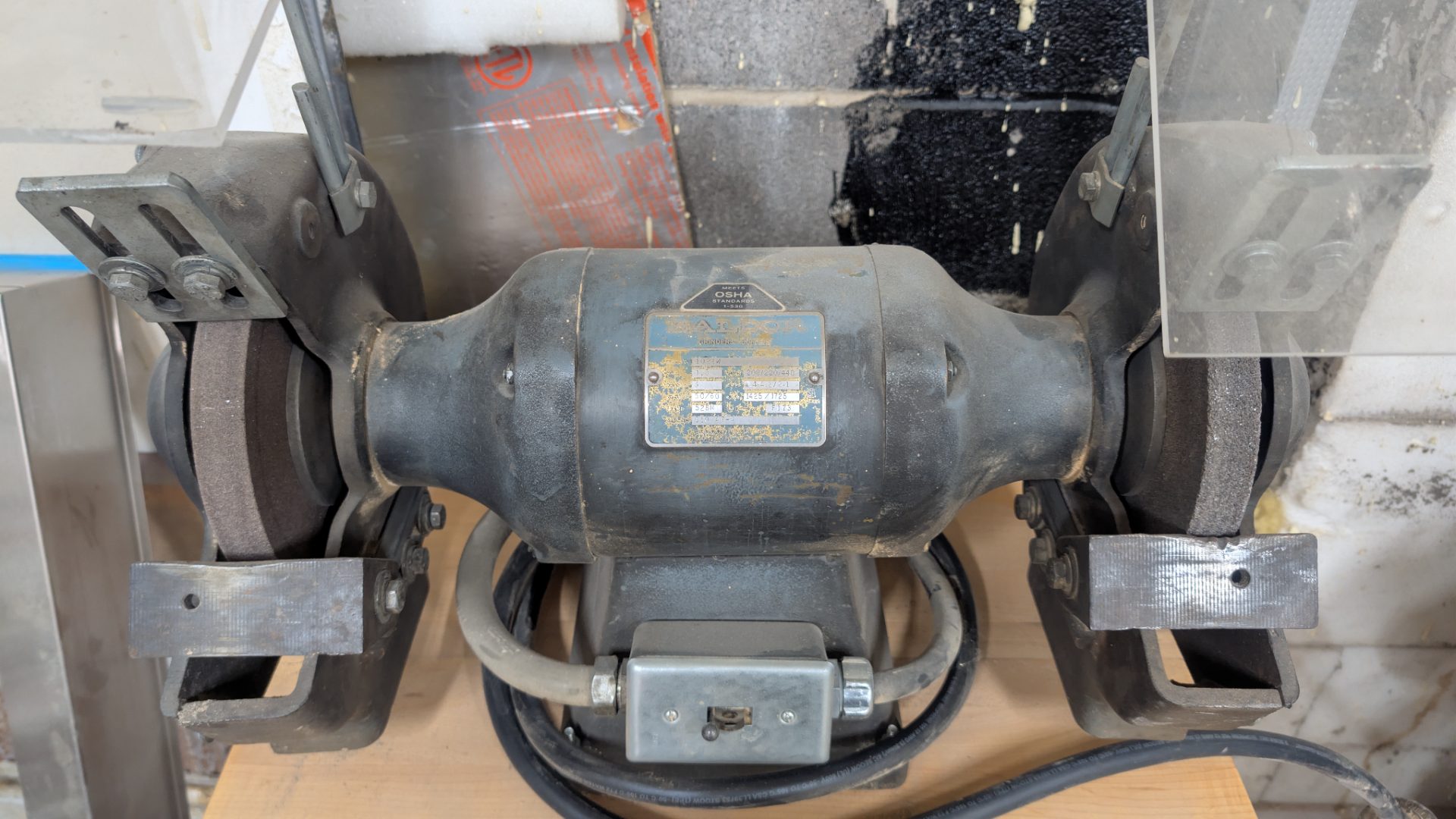 Baldor 1021W 10" Industrial Bench Grinder — 1.5HP, 3-Phase, 208/220/440V — photo 2