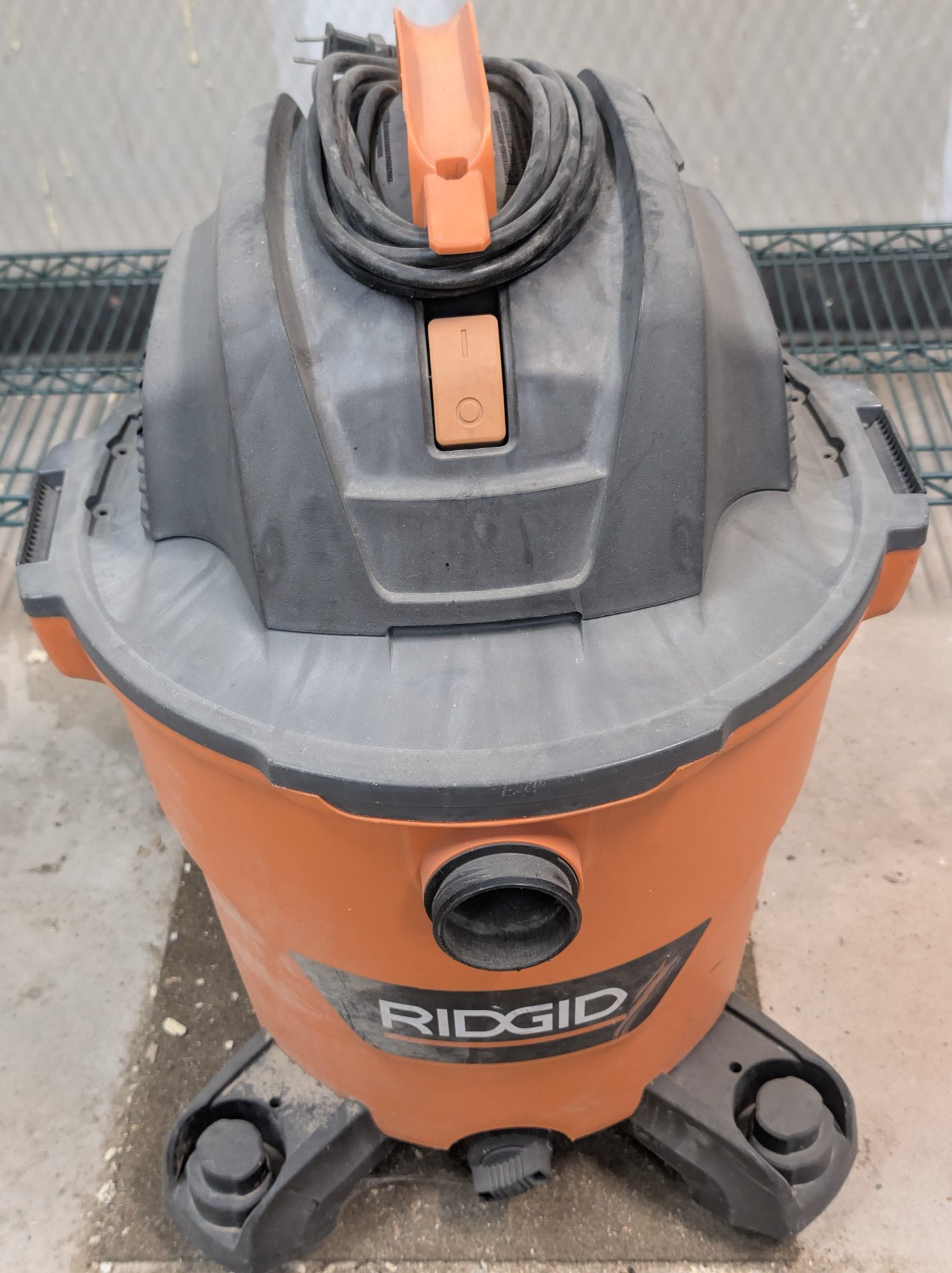 RIDGID Orange Wet/Dry Shop Vacuum, Working Garage Vac