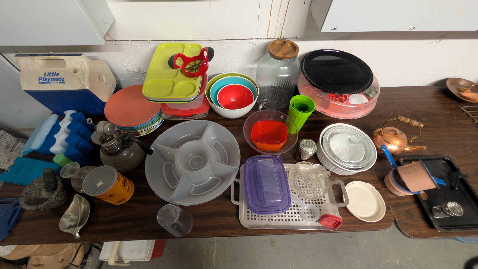 Assorted Kitchen Utensils, Bowls, Lids and Prep Tools Lot