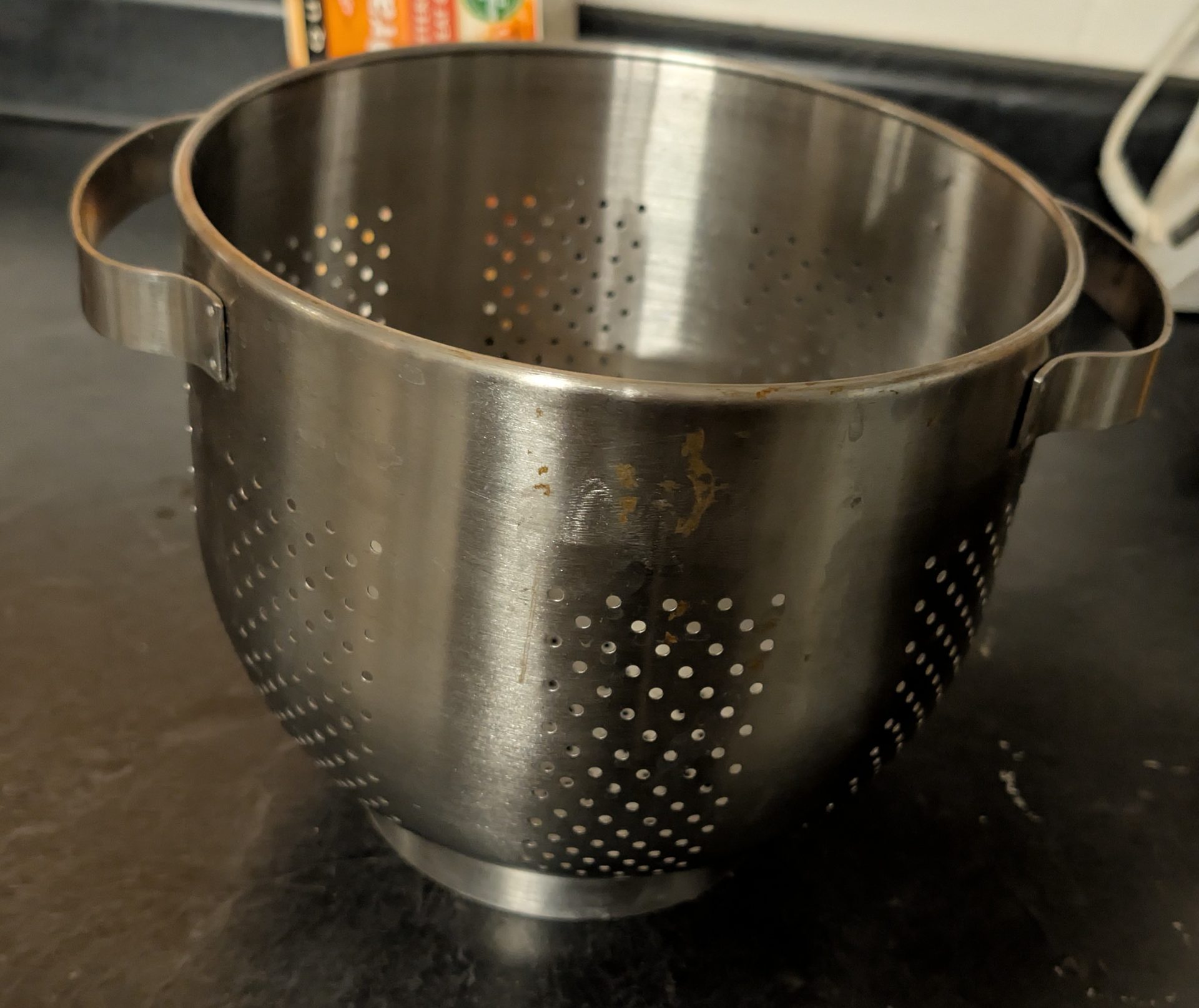 Assorted Kitchen Utensils, Bowls, Lids and Prep Tools Lot — photo 3