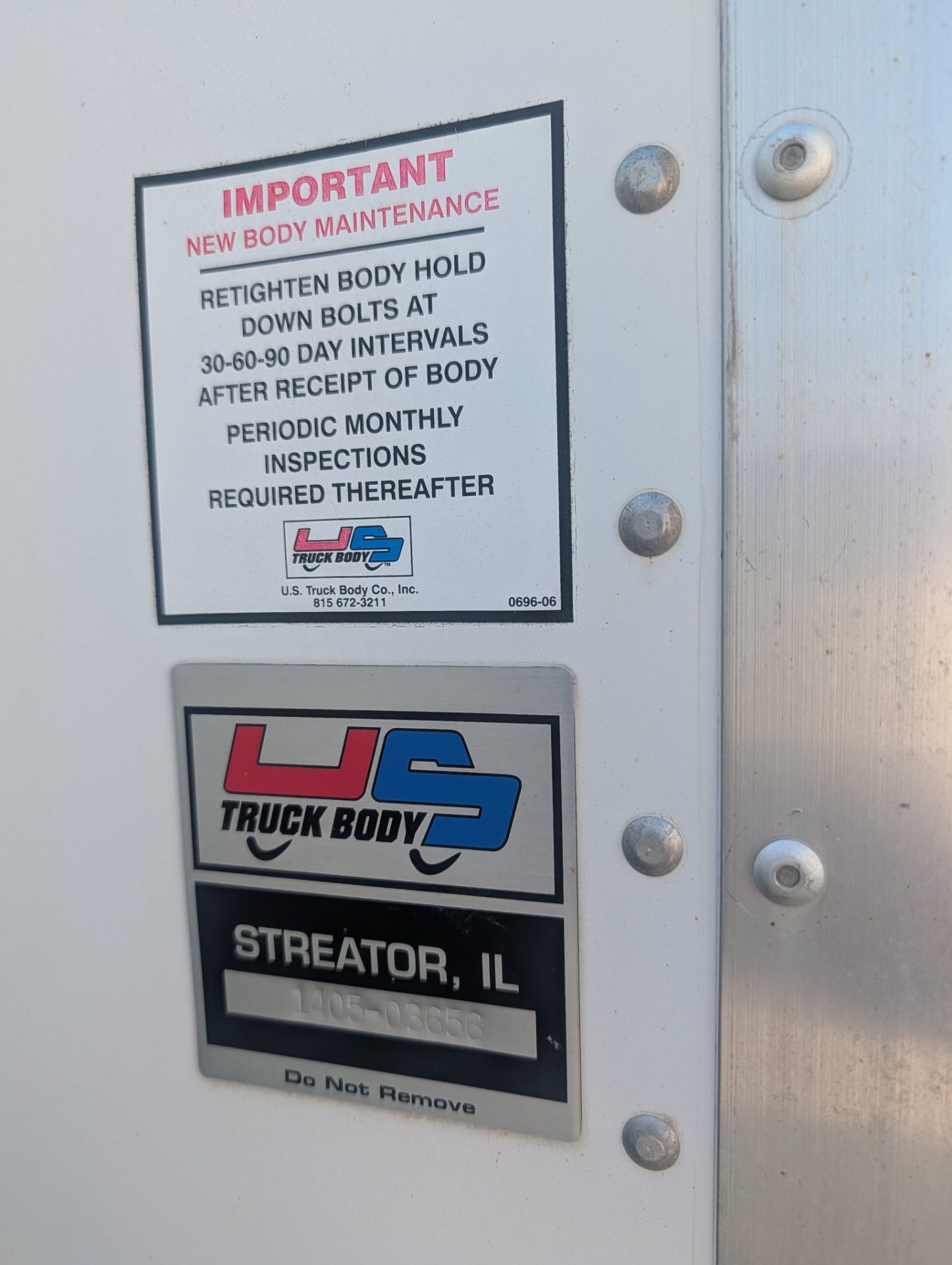 2013 Isuzu NRR 39,886mi — photo 17