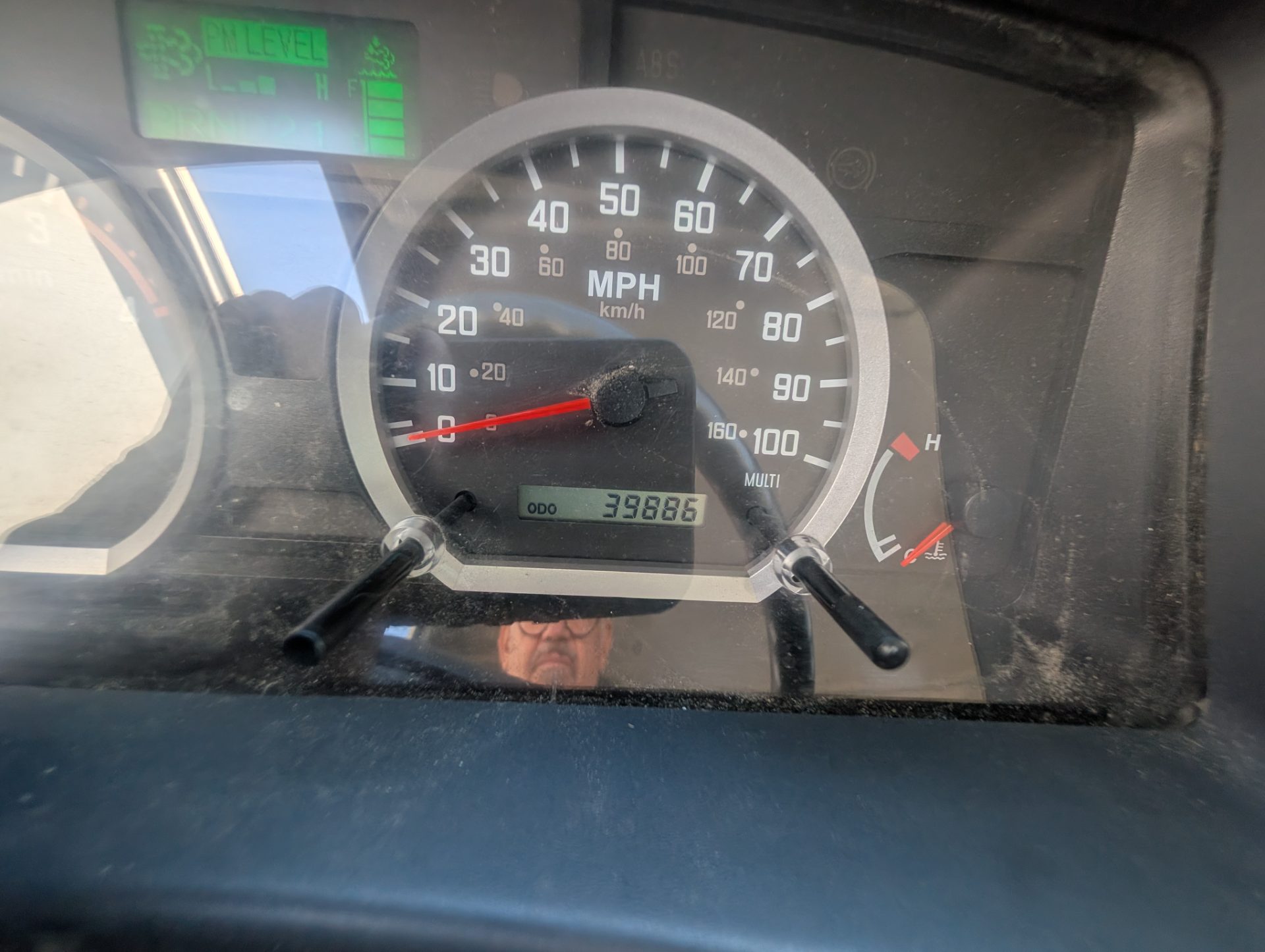 2013 Isuzu NRR 39,886mi — photo 6