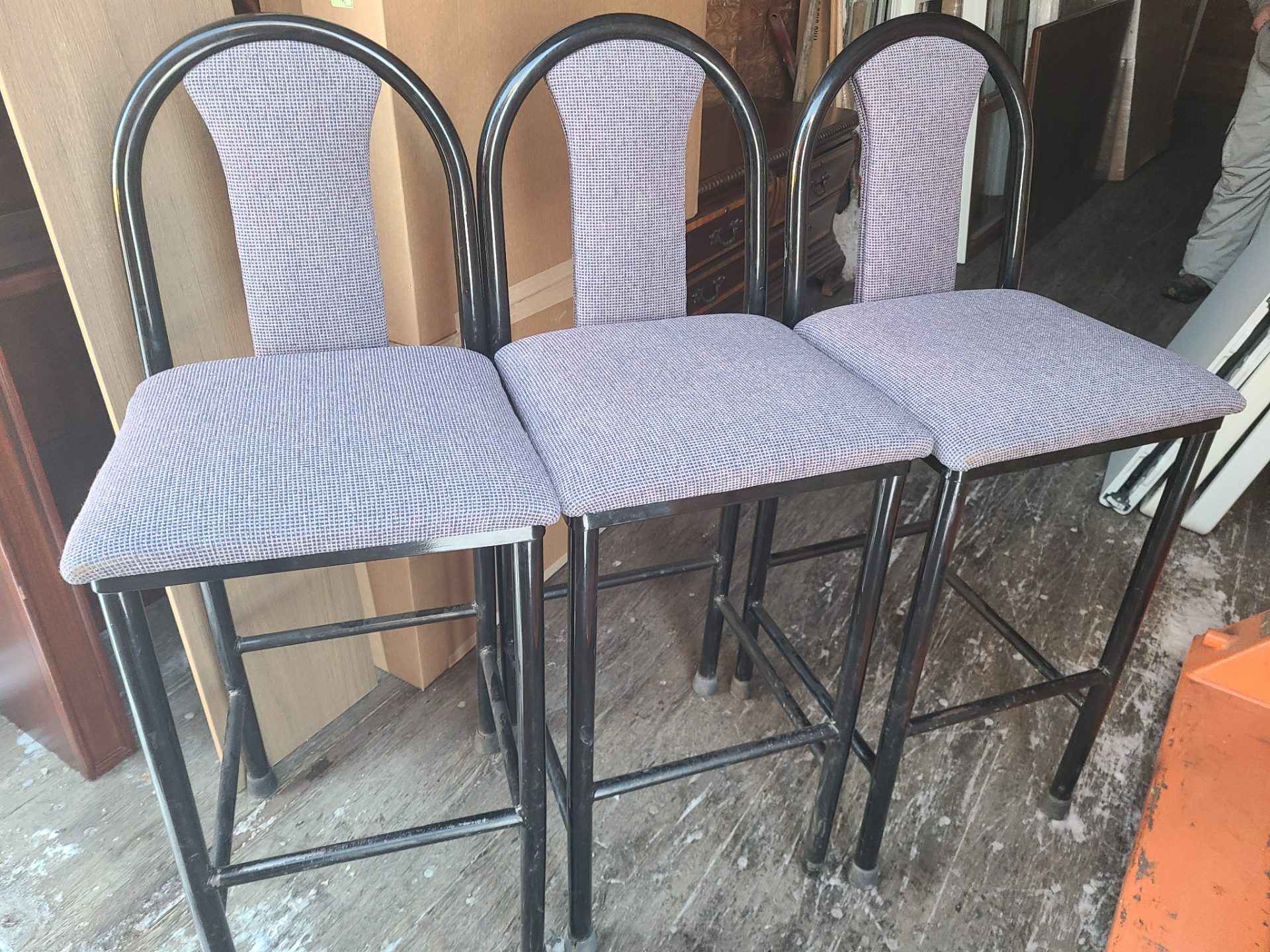 Set of 3 black metal upholstered bar stools — photo 3
